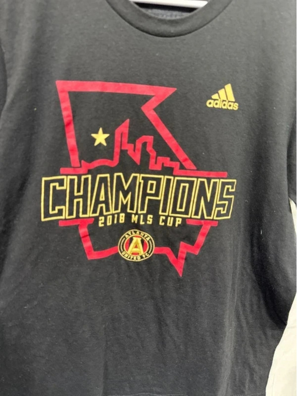 Adidas - Picture 1 of 6